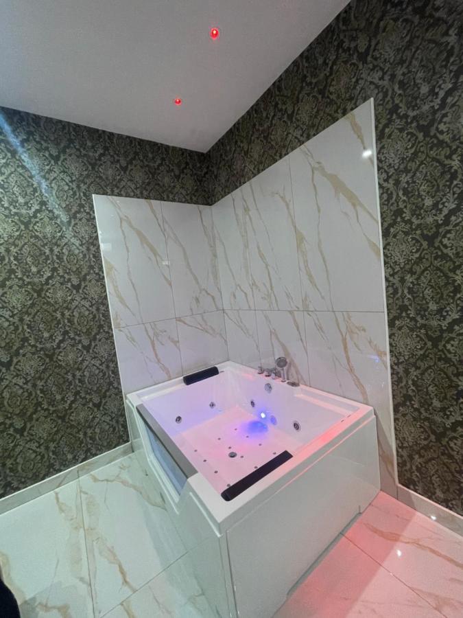 Life Hotel Casalnuovo Di Napoli Ngoại thất bức ảnh