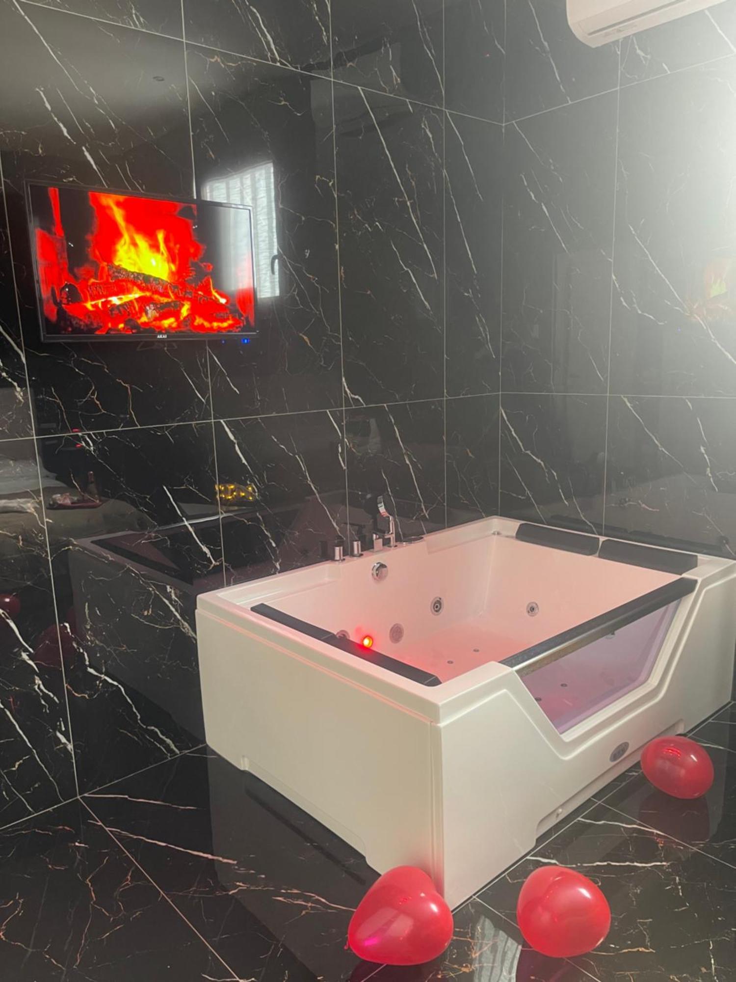 Life Hotel Casalnuovo Di Napoli Ngoại thất bức ảnh